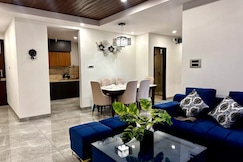 Hill Queen Luxury Stay 3BHK Apartment, Shimla