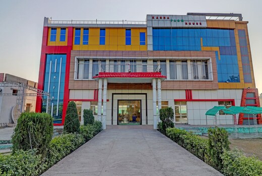 Capital O Kanha Resort