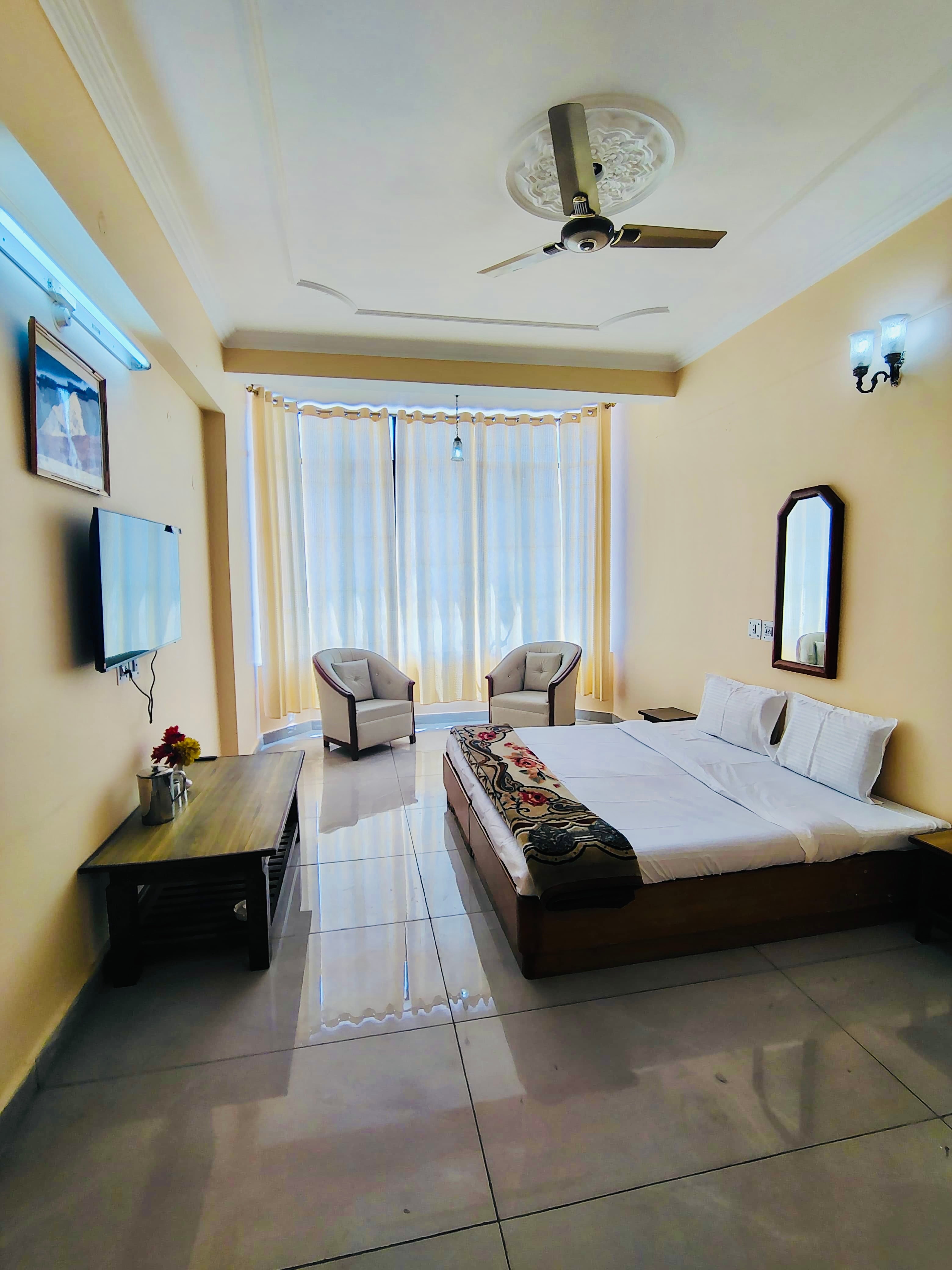 Hotel Uday Palace - Tap to explore photos