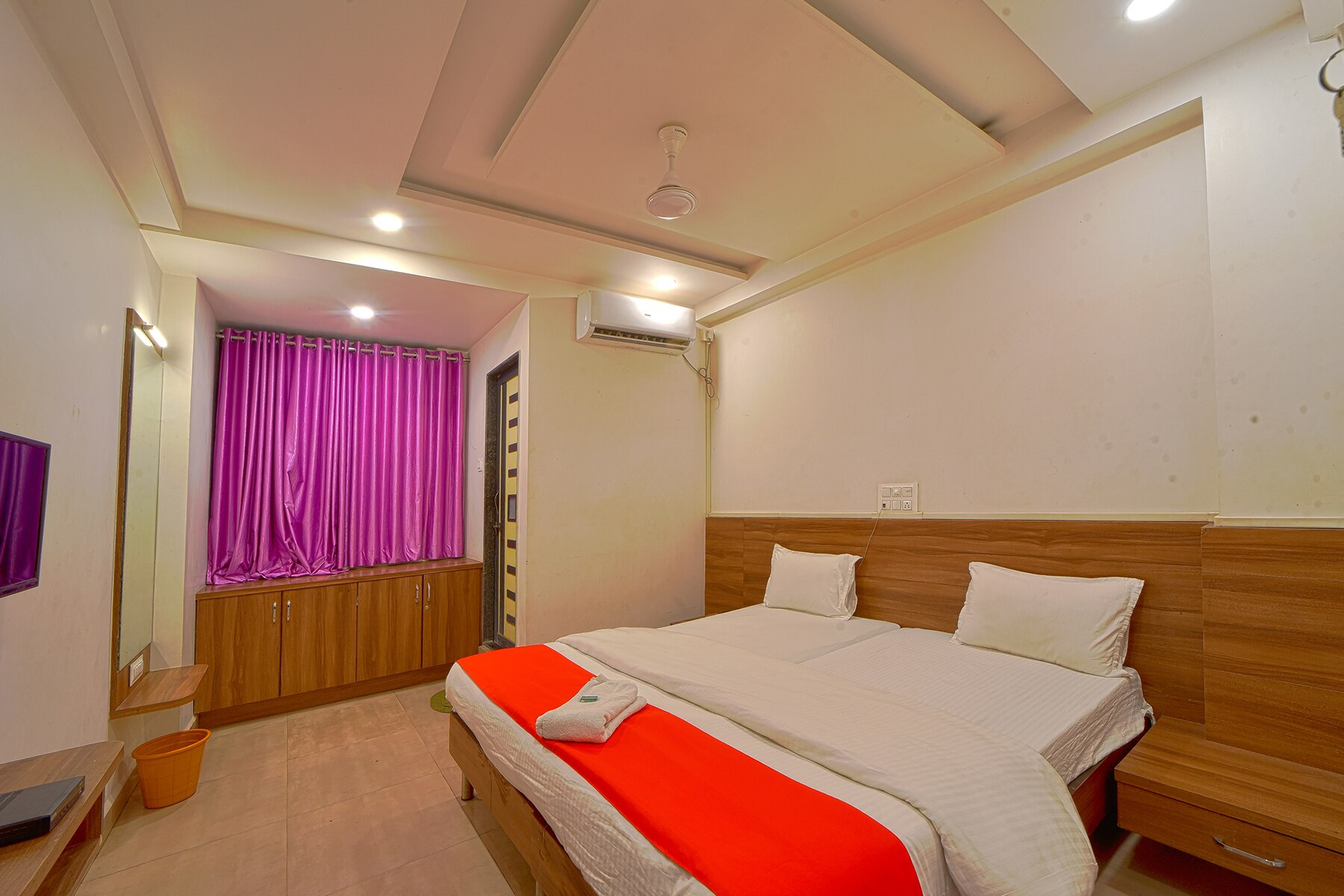 Hotel Radhika Deluxe 5