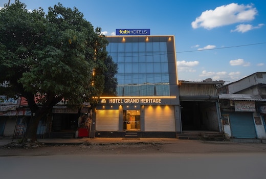 FabHotel Grand Heritage - Nr. BKC
