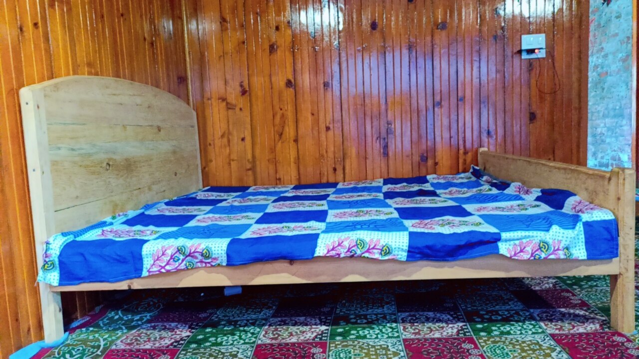 Khan Guest House - Tap to explore photos
