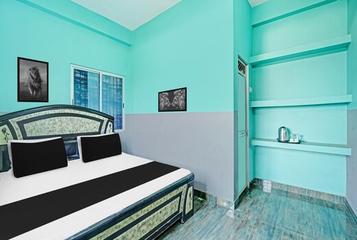 Hotel O Raunak Food Plaza Family Restaurant & Rooms