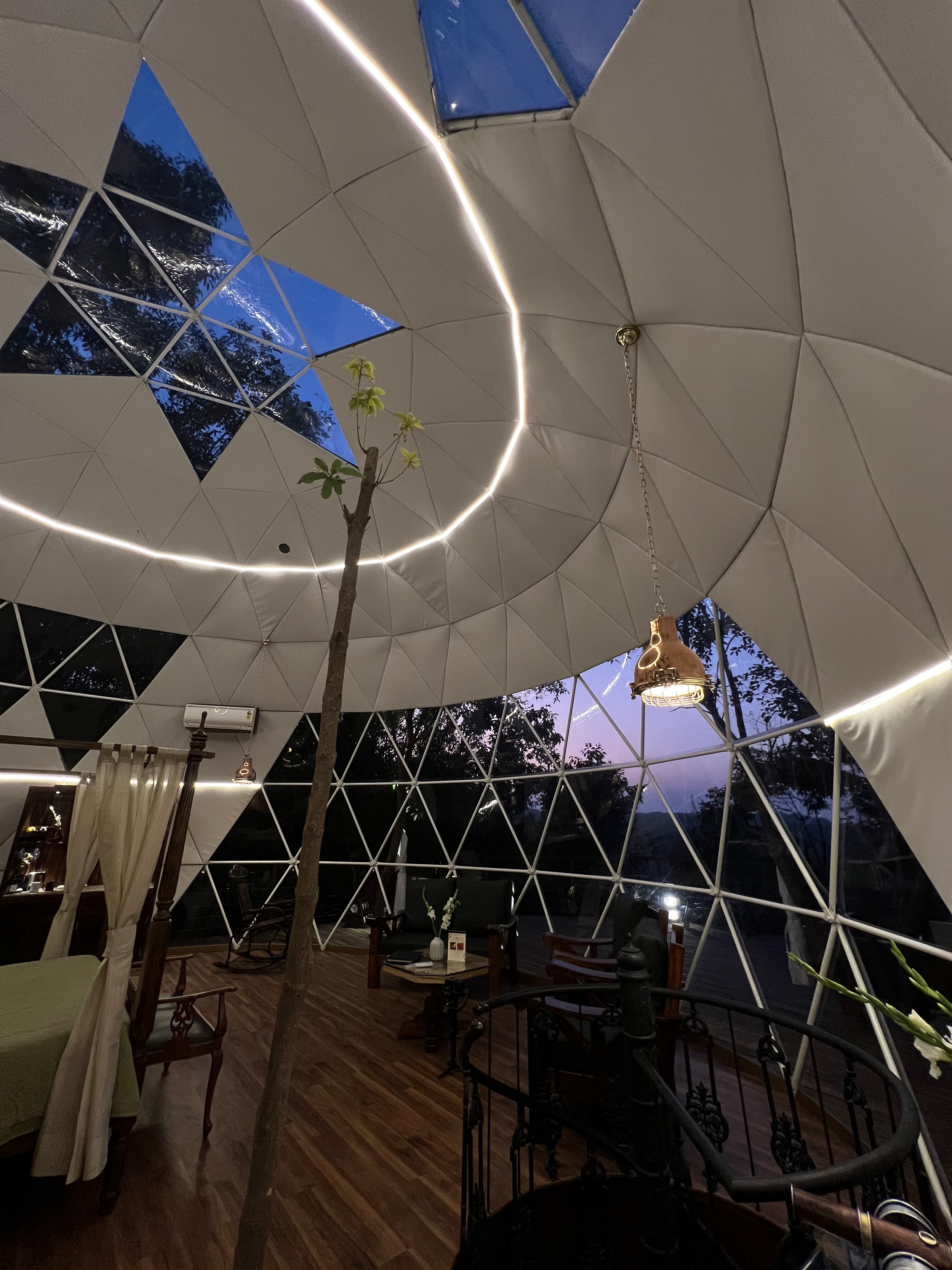 Cocoon Villa in the Sky - Tap to explore photos