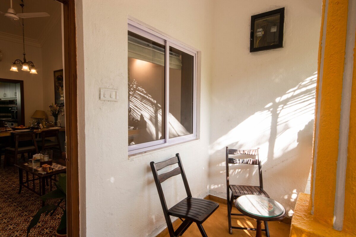 Goan Style One Bedroom Cottage in Anjuna - Tap to explore photos