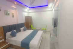 Hotel O Murlidhar, Surat