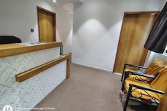 GOLDEN SPIRE HOTEL, Ahmedabad