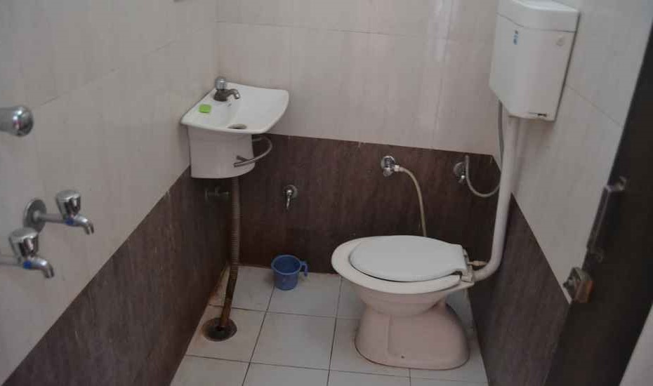 Hotel Radha Vallabh - Tap to explore photos