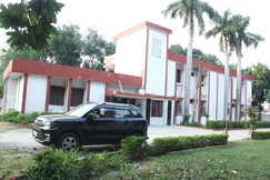 Rahi Tourist Bunglow Badaun, Bareilly