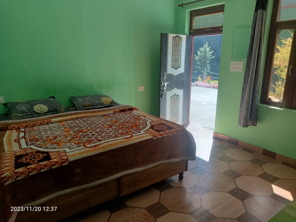 Yashh Home stay - Tap to explore photos