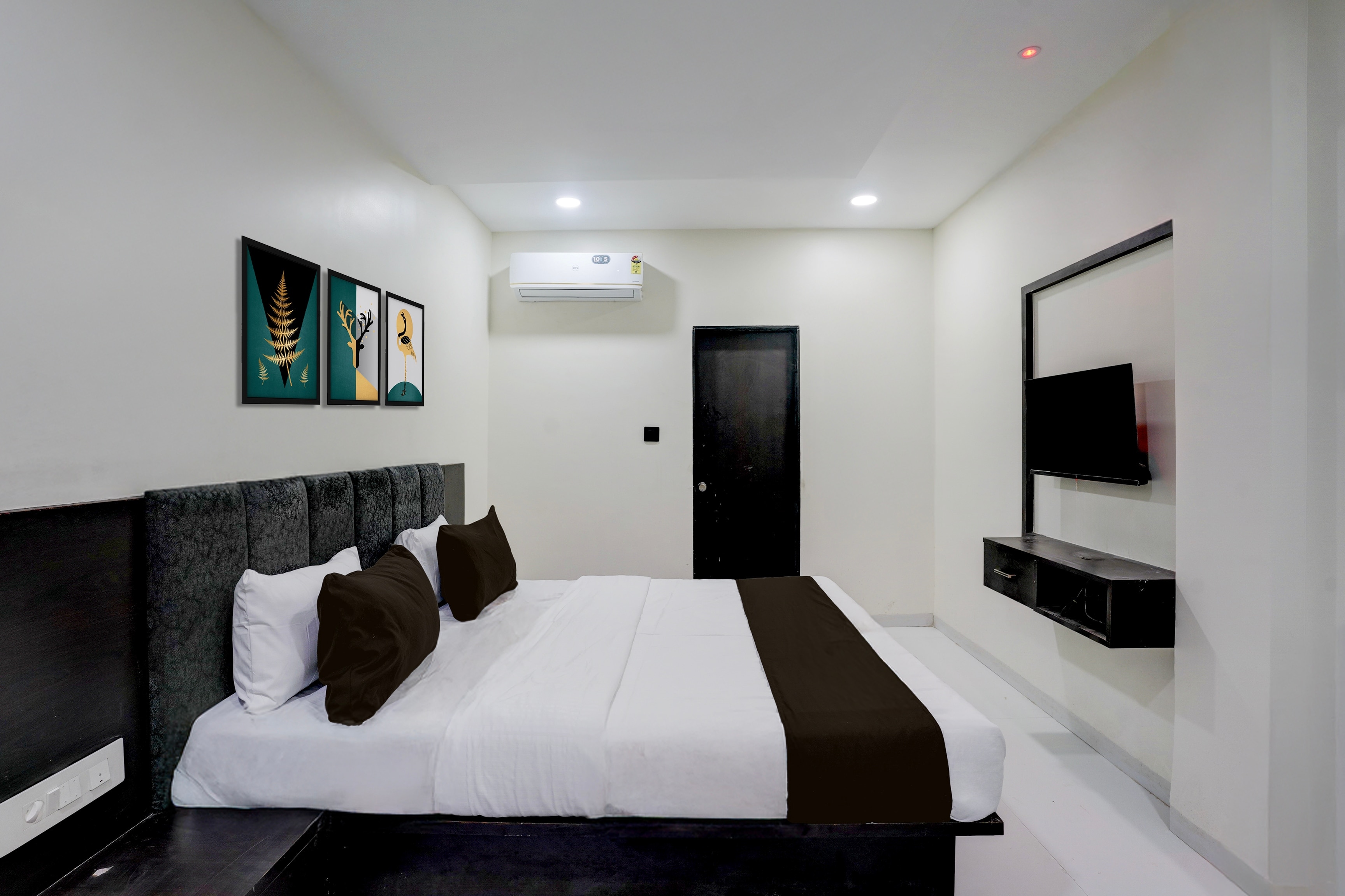 Hotel O Laxmi Lodging 5