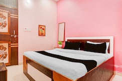 Hotel O S G H INN, Varanasi