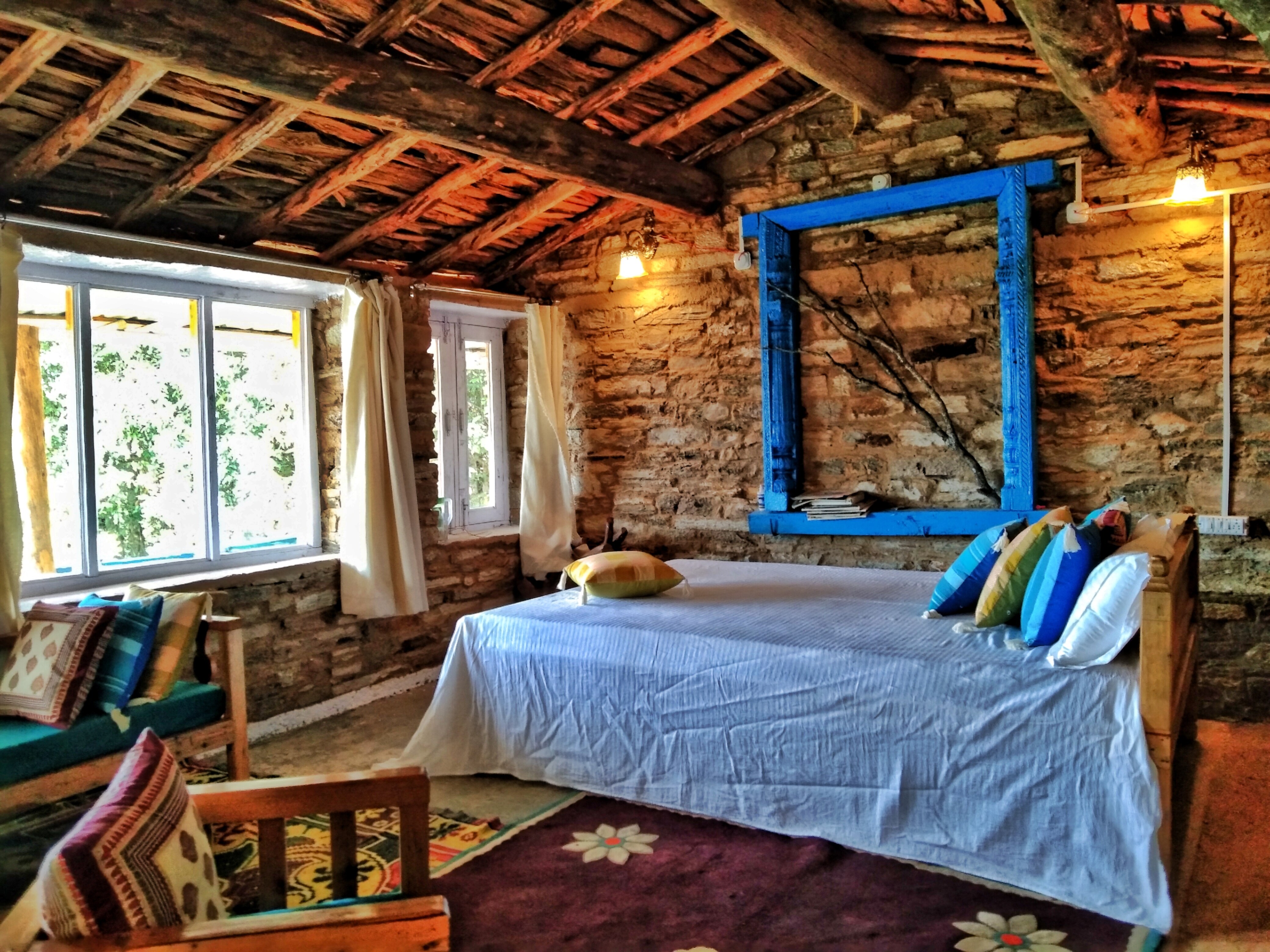 Onizni ecolodge - Tap to explore photos