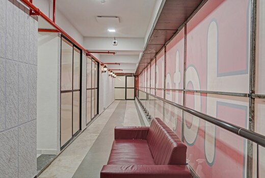 Hotel O Gaurav Path Crossway Surat Formerly Stadium Plaza