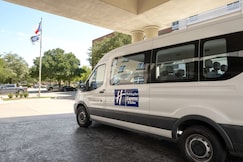 Holiday Inn Express & Suites DFW-GRAPEVINE, Tarrant