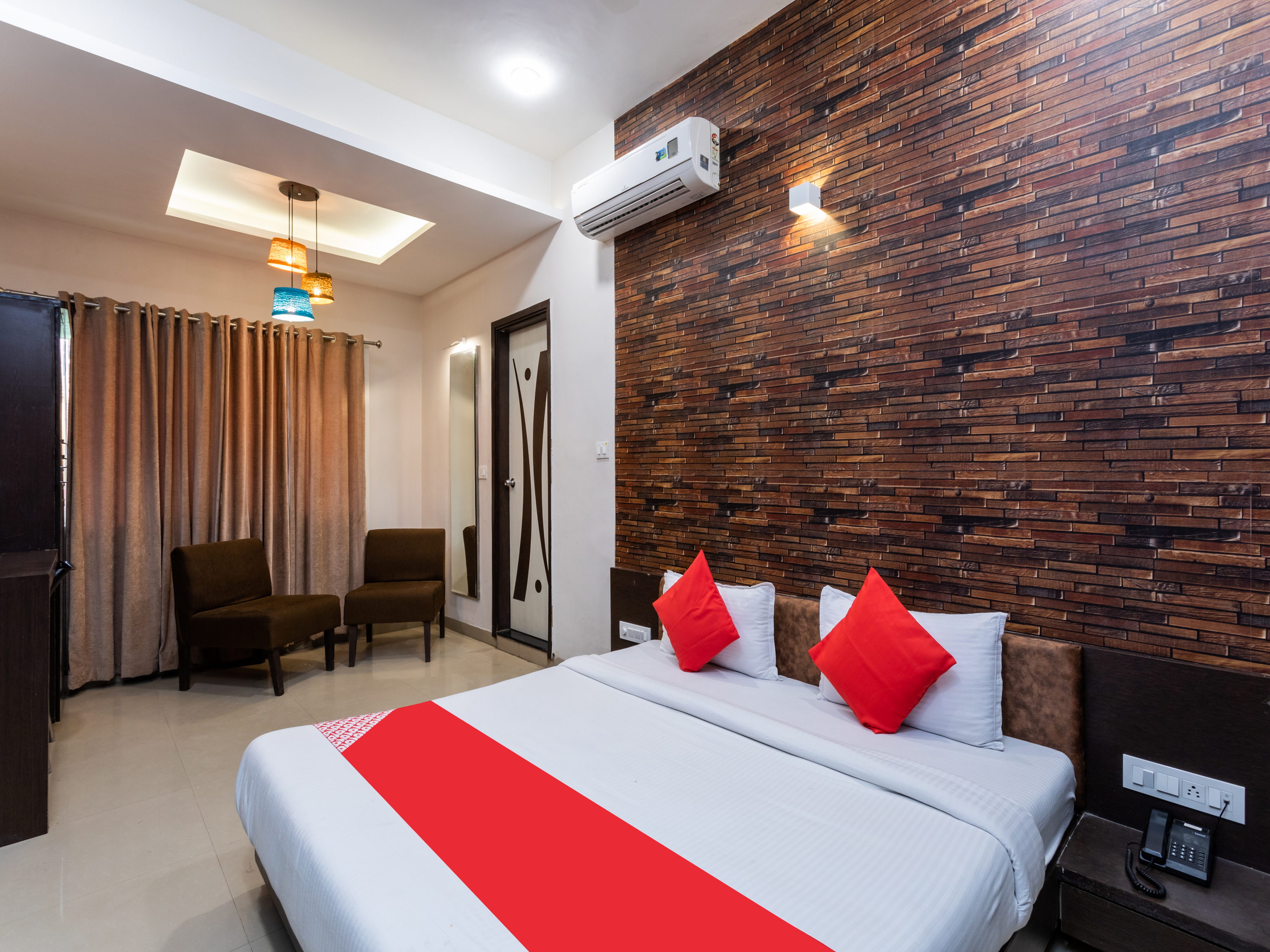 Hotel Suncity, Thaltej - Tap to explore photos