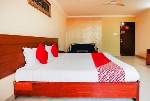 Hotel O Priya Residency