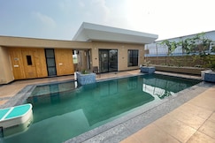 Varenasvi Farm
Entire Farm, Jind