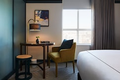 Kimpton Saint George, an IHG Hotel, Niagara Falls