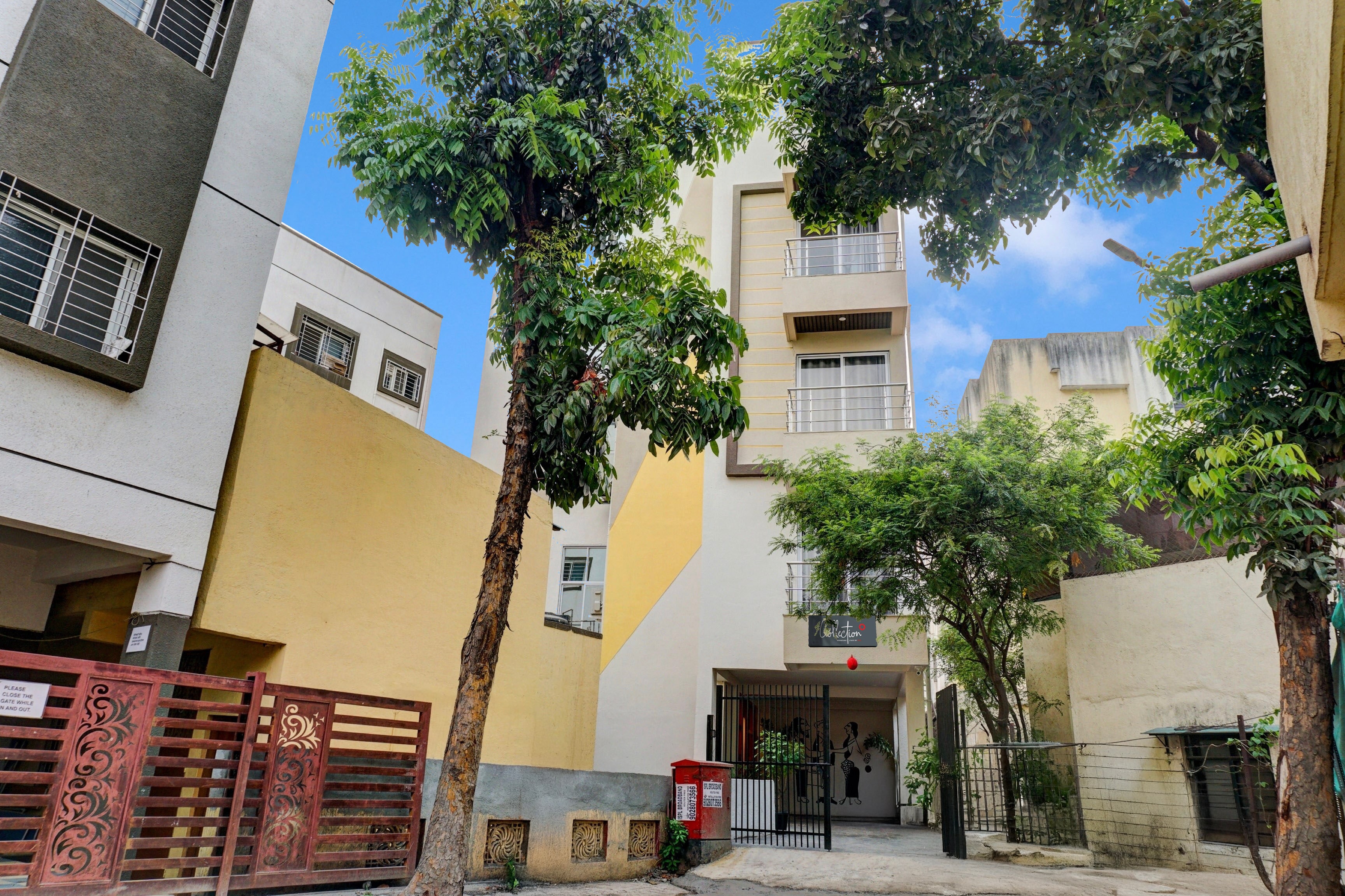 Super Hotel O Rova Stays Near Phoenix Marketcity - Viman Nagar - Tap to explore photos