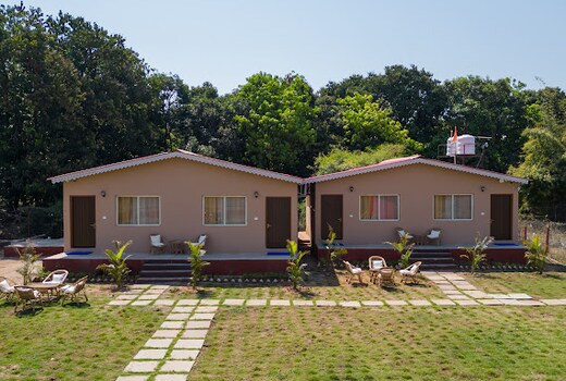 Luxurious cottages in Pachmari