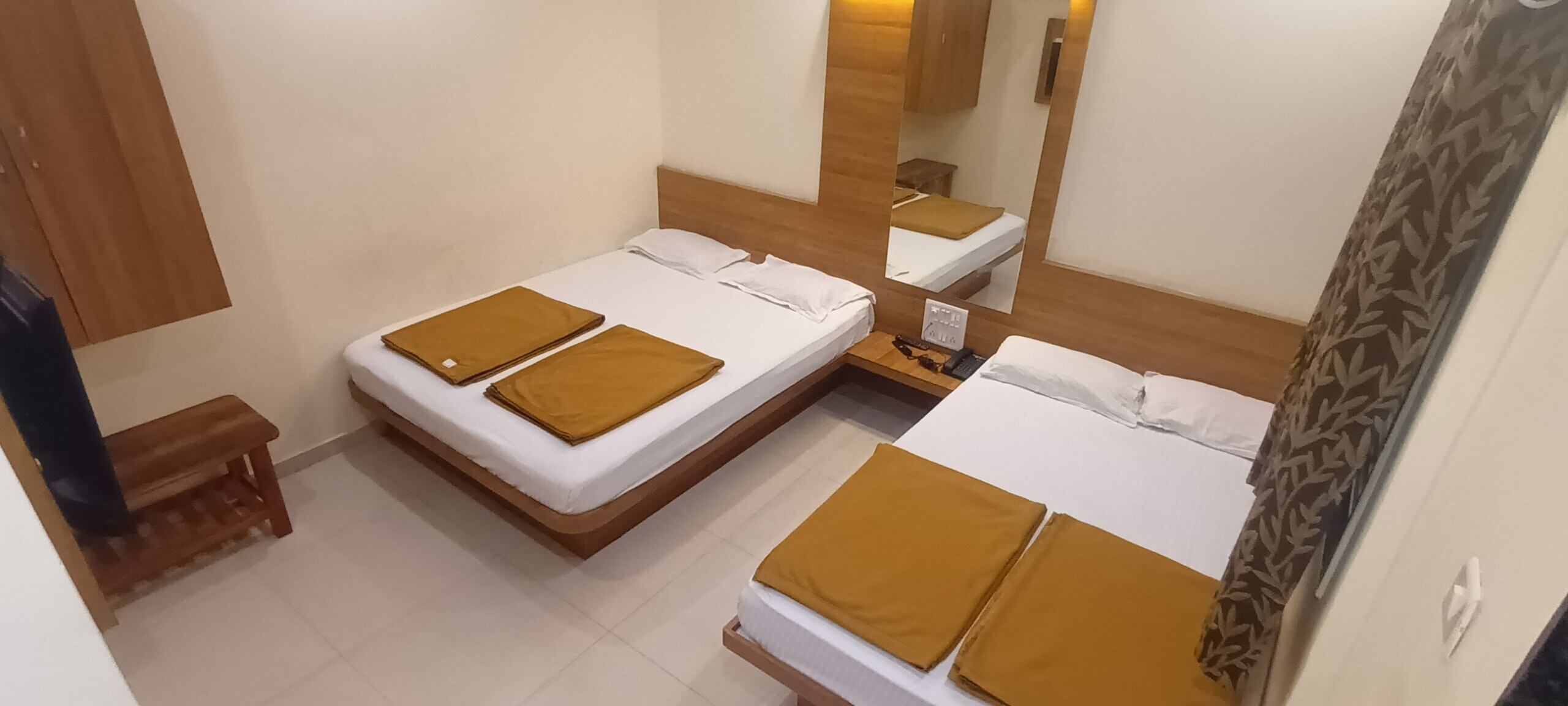 4 Bed Room Non Ac 1