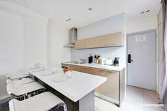 Cosy apartment - 1BR/4P - Europe/Saint-Lazare, Paris