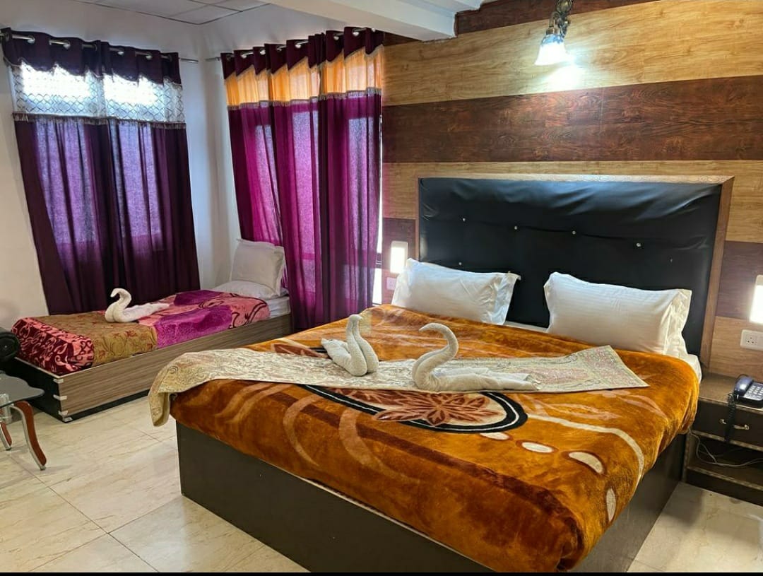 Triden Kashmir Resort - Tap to explore photos