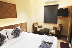 The Green Star Inn, Bhubaneshwar