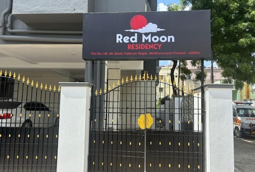 Super Hotel O Red Moon Residency