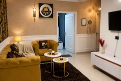 Cinema Experience Luxury 2BHK The Golden Haven, Chandigarh