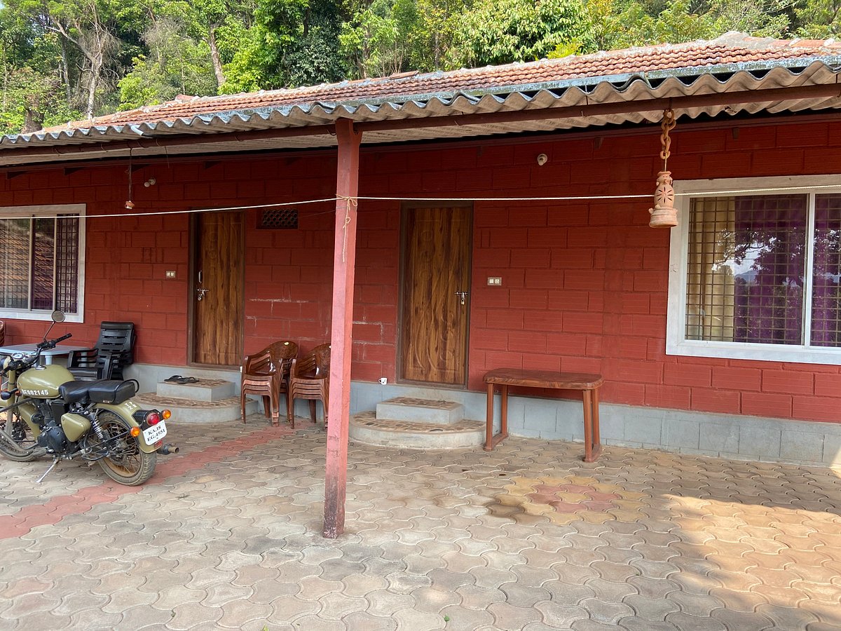Shishila Hills Jungle Stay | Rooms & Caretaker - Tap to explore photos