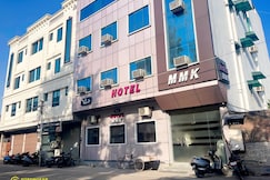 Hotel Mmk-500mtr from Kanpur Railway station, Kanpur