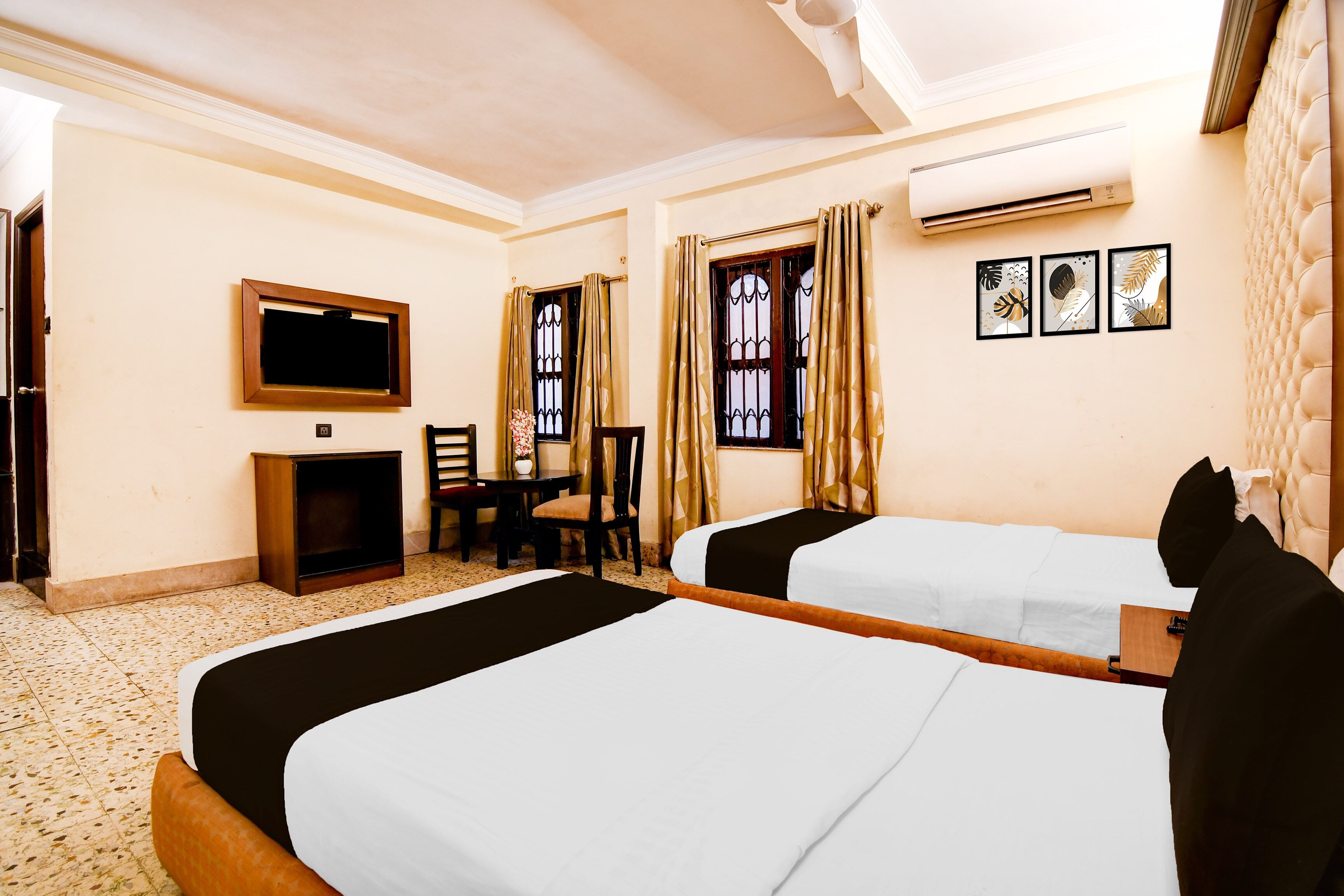 Hotel O Gulshan Inn - Tap to explore photos