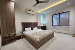 Lakhdatar Inn - 1km From Baba Dham Area, Jamui