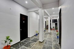 Hotel O Shivay Inn, Lucknow