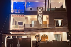 Hotel Om Krit Guest House, Varanasi