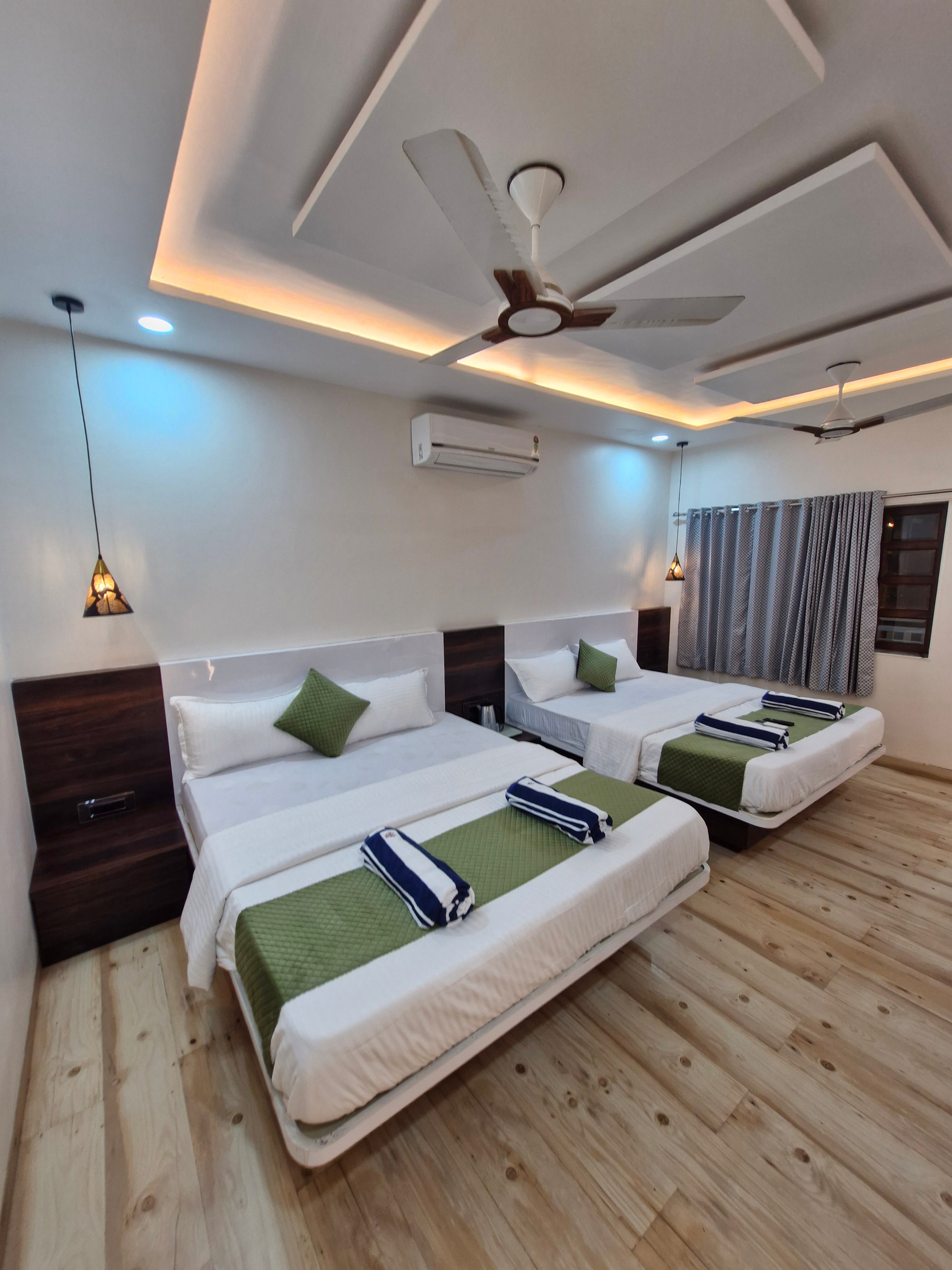 ILIF 2706 WESTERN BREEZE VILLAS 3
