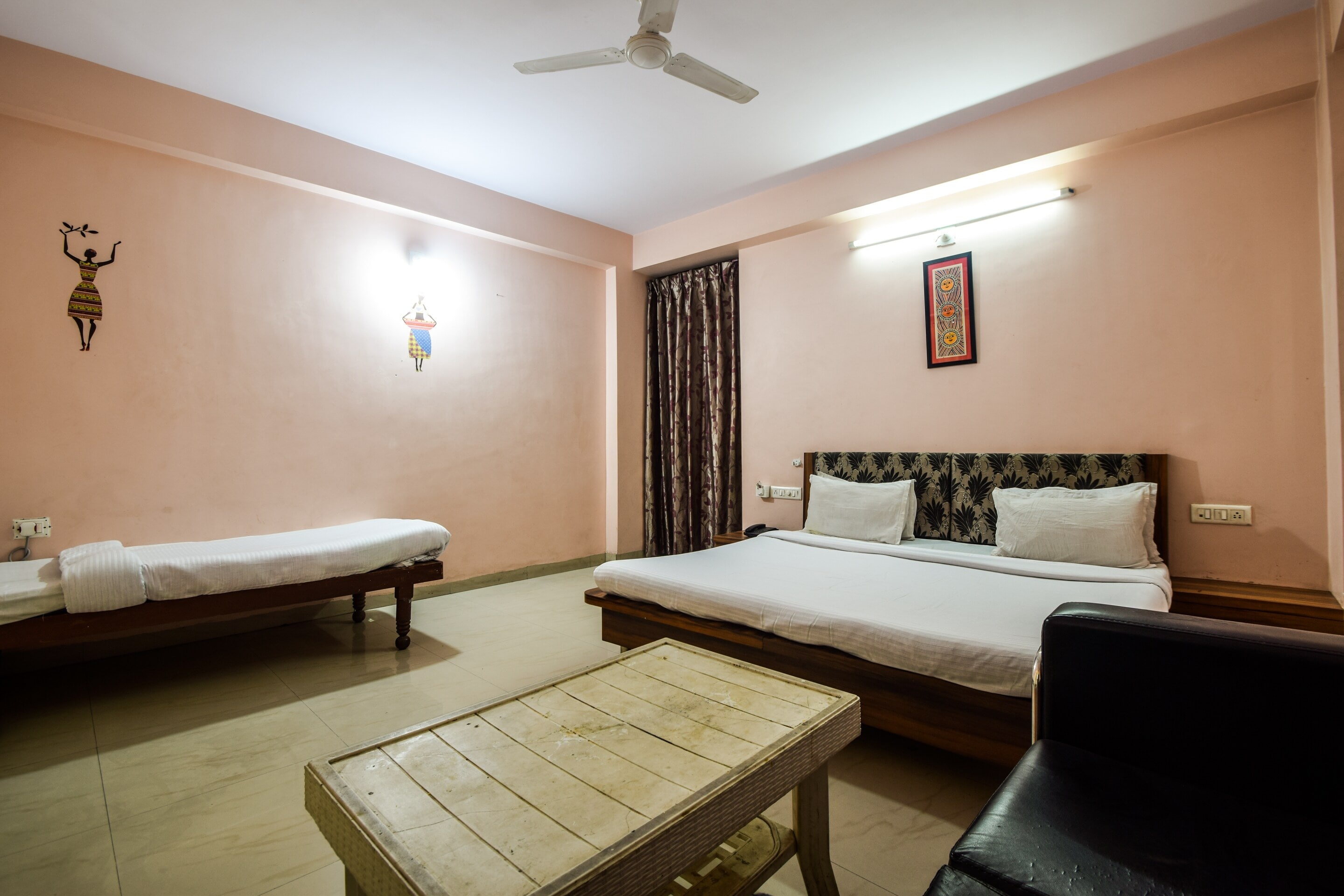 Hotel O Shreenathji Inn - Tap to explore photos