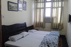 Gulmarg Hotel, Aligarh