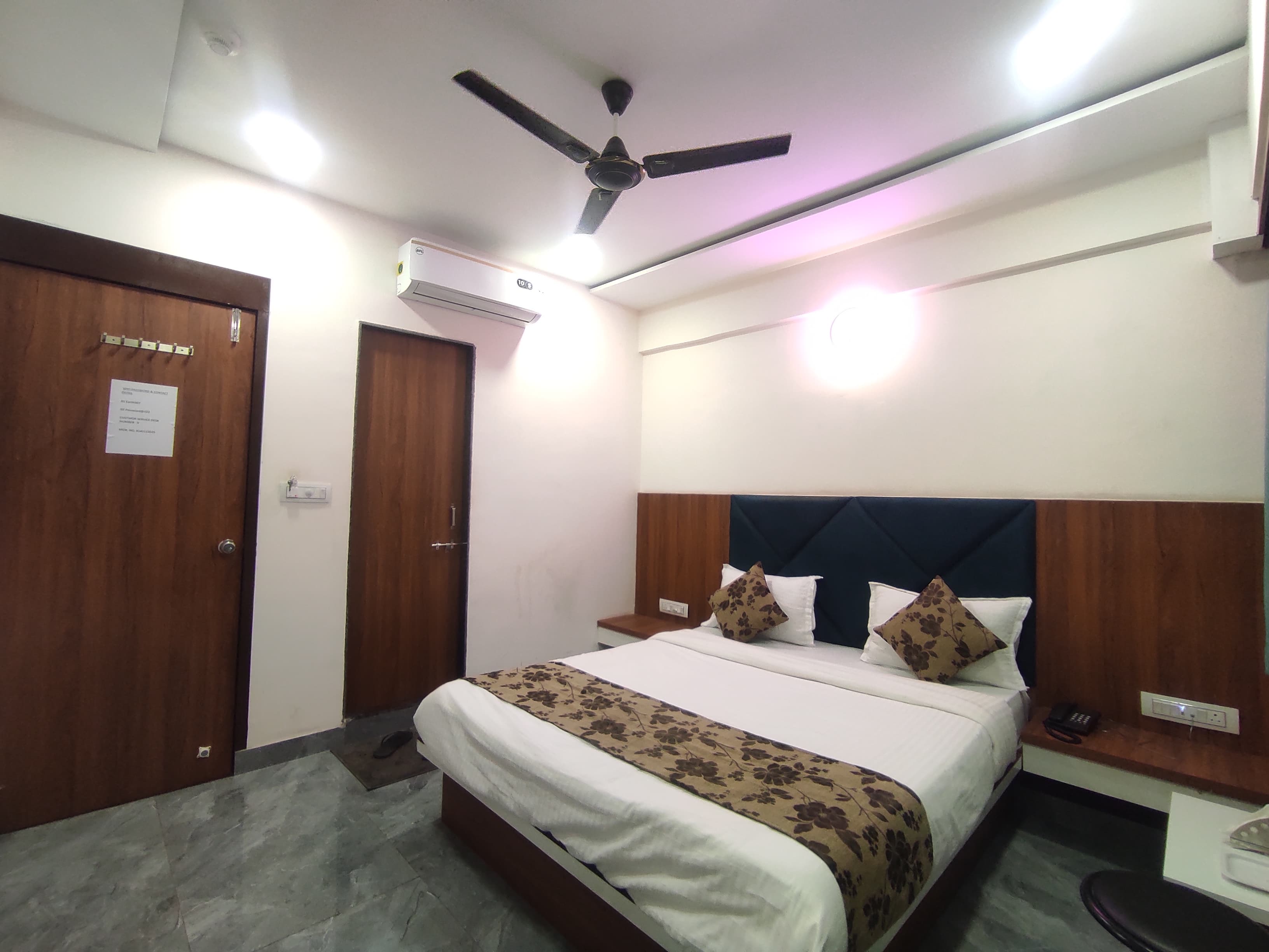Hotel Earth Inn, Subhash Bridge, Ahmedabad - Tap to explore photos