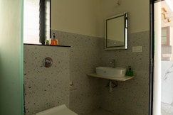 1BHK w pool near Candolim Baga beach  Calangute, Goa