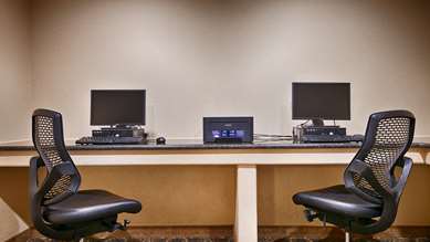 Best Western Plus Palo Alto Inn & Suites - Tap to explore photos