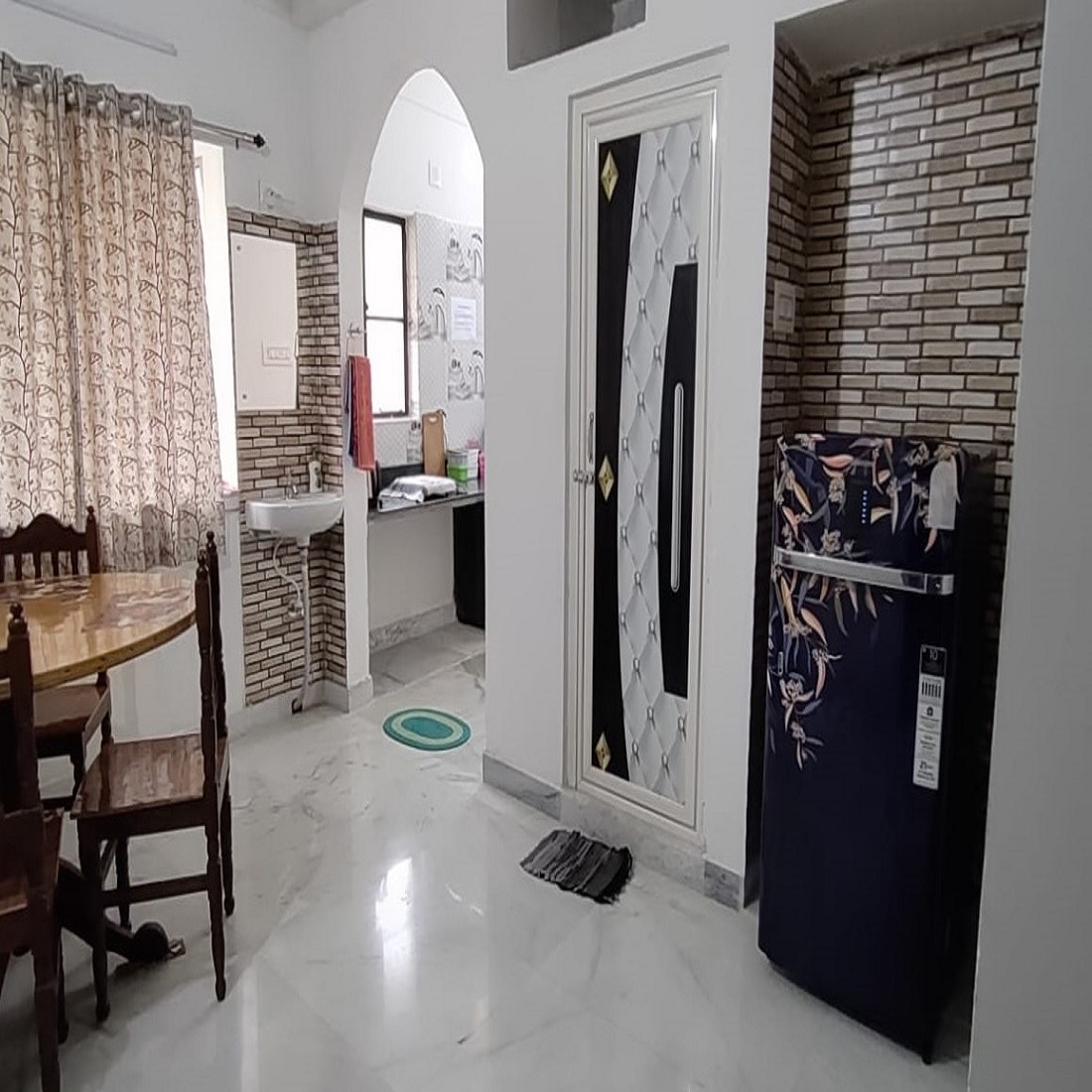 Nilams homestay 2 Bedroom Flat in South Kolkata - Tap to explore photos