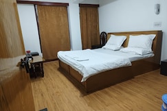 Ruby Hotel And Restaurant, Srinagar