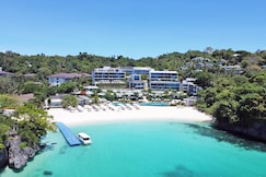 Crimson Resort and Spa Boracay, Nabas