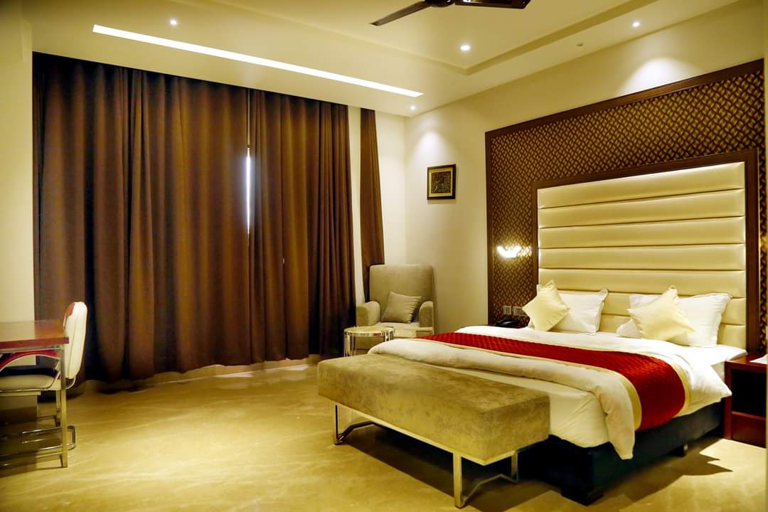 C Pearls Hotel & Banquet - Tap to explore photos