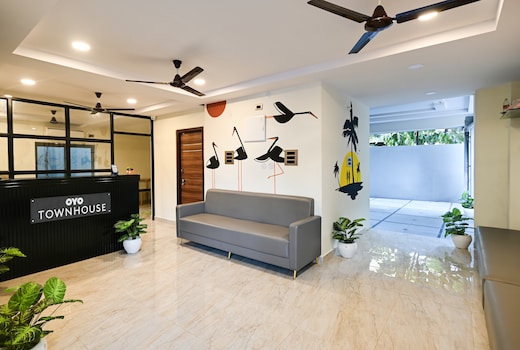 Super Townhouse De Alphabet Karmanghat