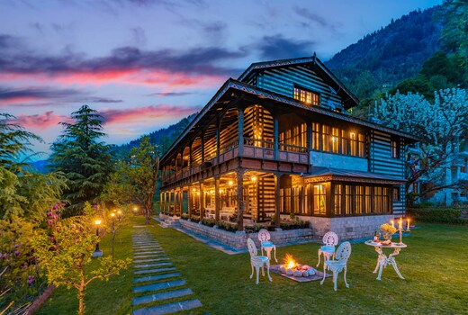 StayVista at Coralbells @ Snowdrop House