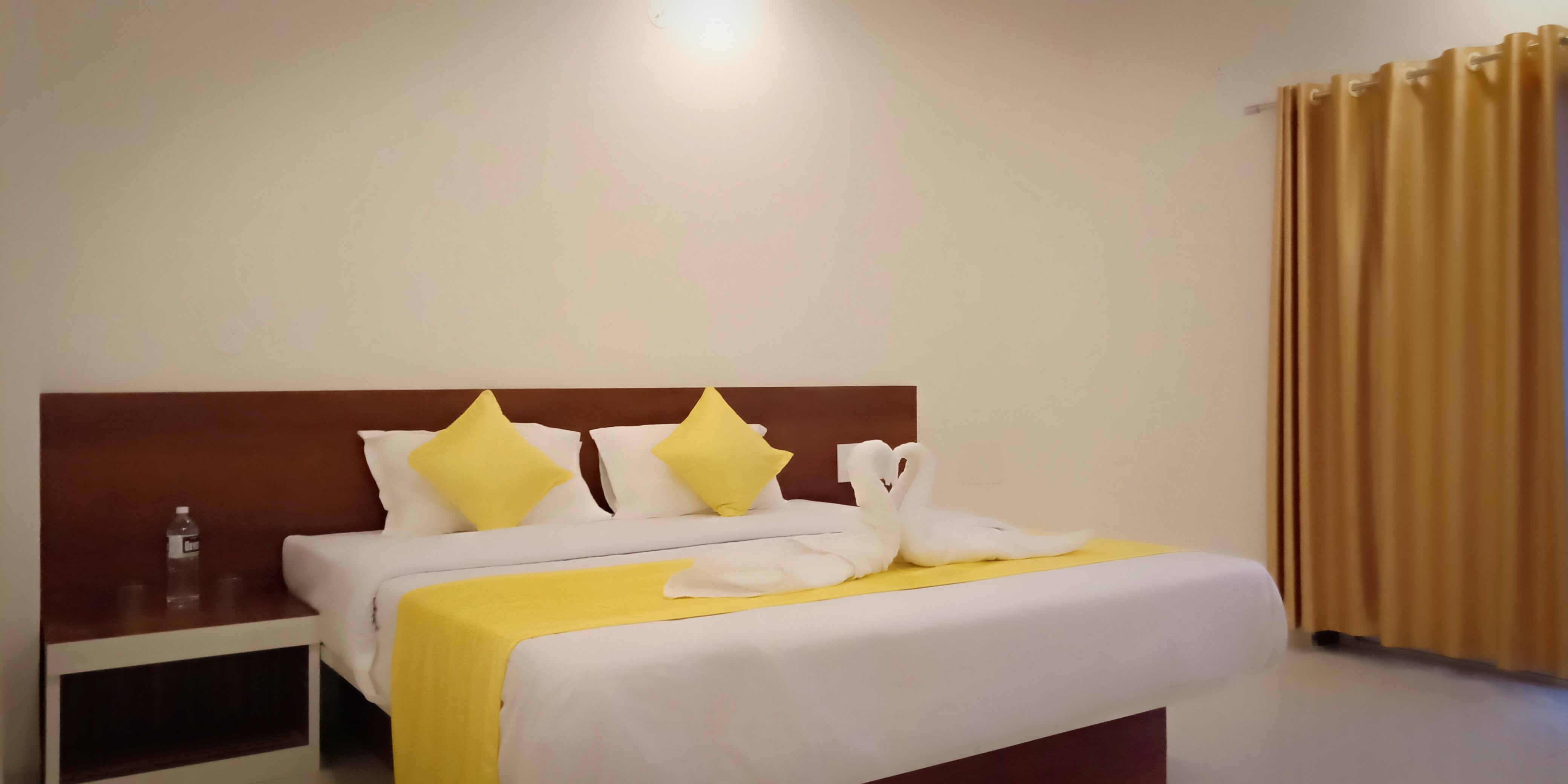 Hotel Magic Mountain The Valley View Mahabaleshwar Inr 342 Off